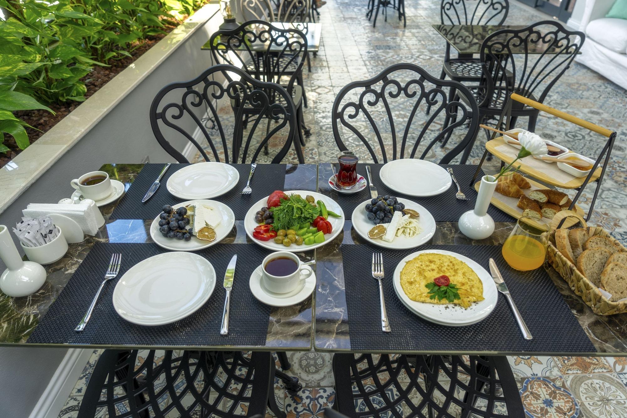 The Mori Club Hotel Antalya Buitenkant foto