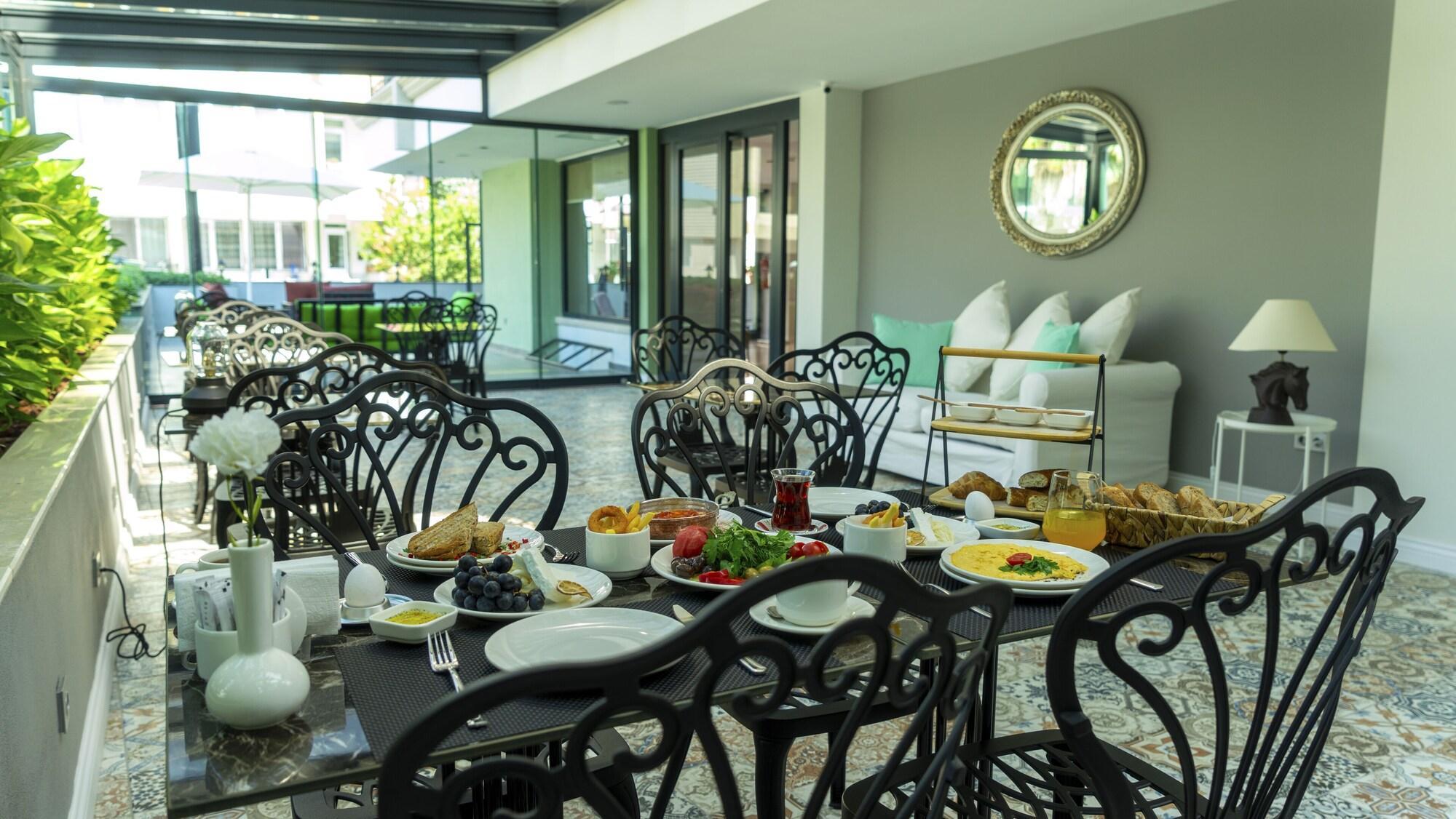 The Mori Club Hotel Antalya Buitenkant foto
